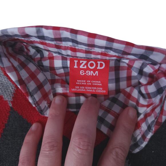 New IZOD Baby Boys Sweater 6-9 Months Argyle Vest with Button Down Shirt Red - Picture 3 of 4